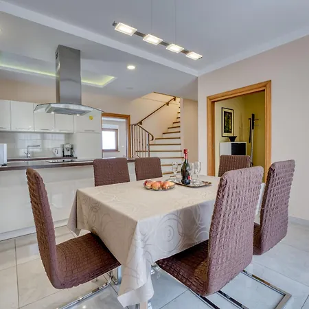 Vakantiehuis Salvia By Interhome *